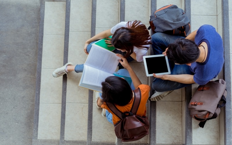Education_1_800 Education_1_800